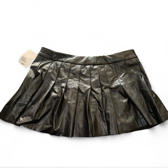 Metallic Pleated Skirt - Picture 1 of 5